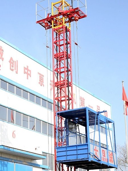 物料提升機(jī)維修保養(yǎng)！